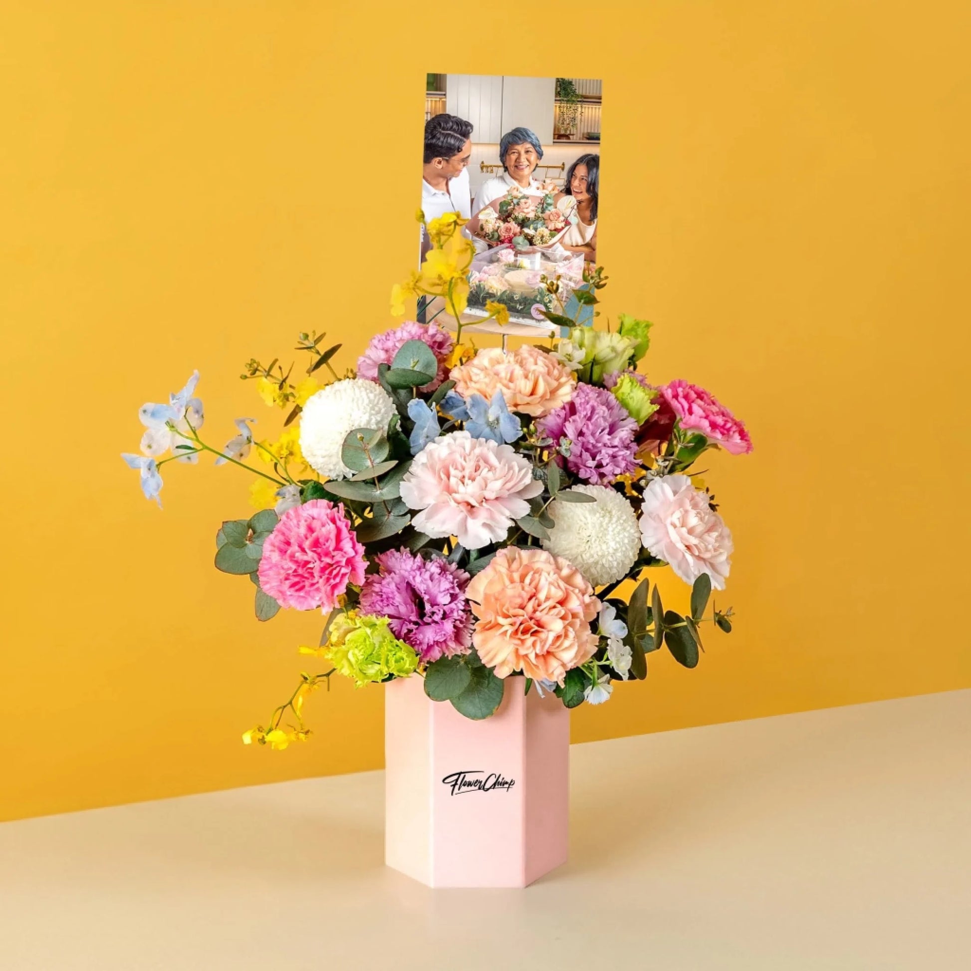 flowerchimp-bundle-south-hex-box-toblerone-100g-bundle-2500x2500-02